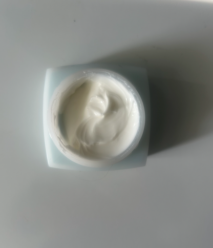 Chanel Hydra Beauty Creme Hydration Protection Radiance